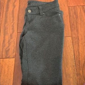Ann Taylor 0P Gray Ponte knit skinny pant